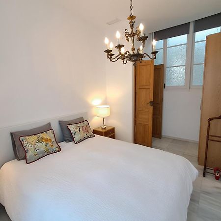 Apartamentos Almirante Hoyos Севілья Екстер'єр фото