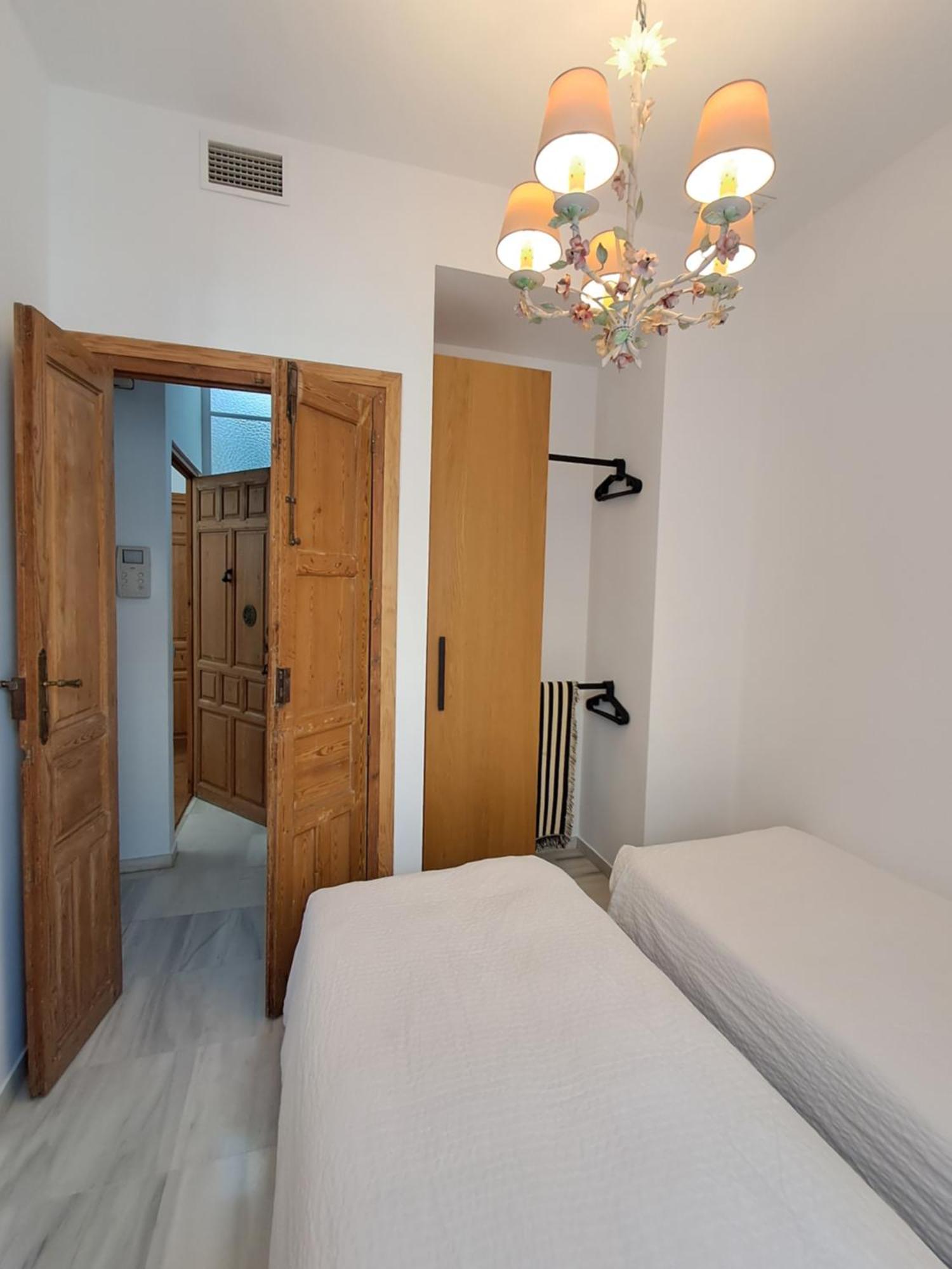 Apartamentos Almirante Hoyos Севілья Екстер'єр фото