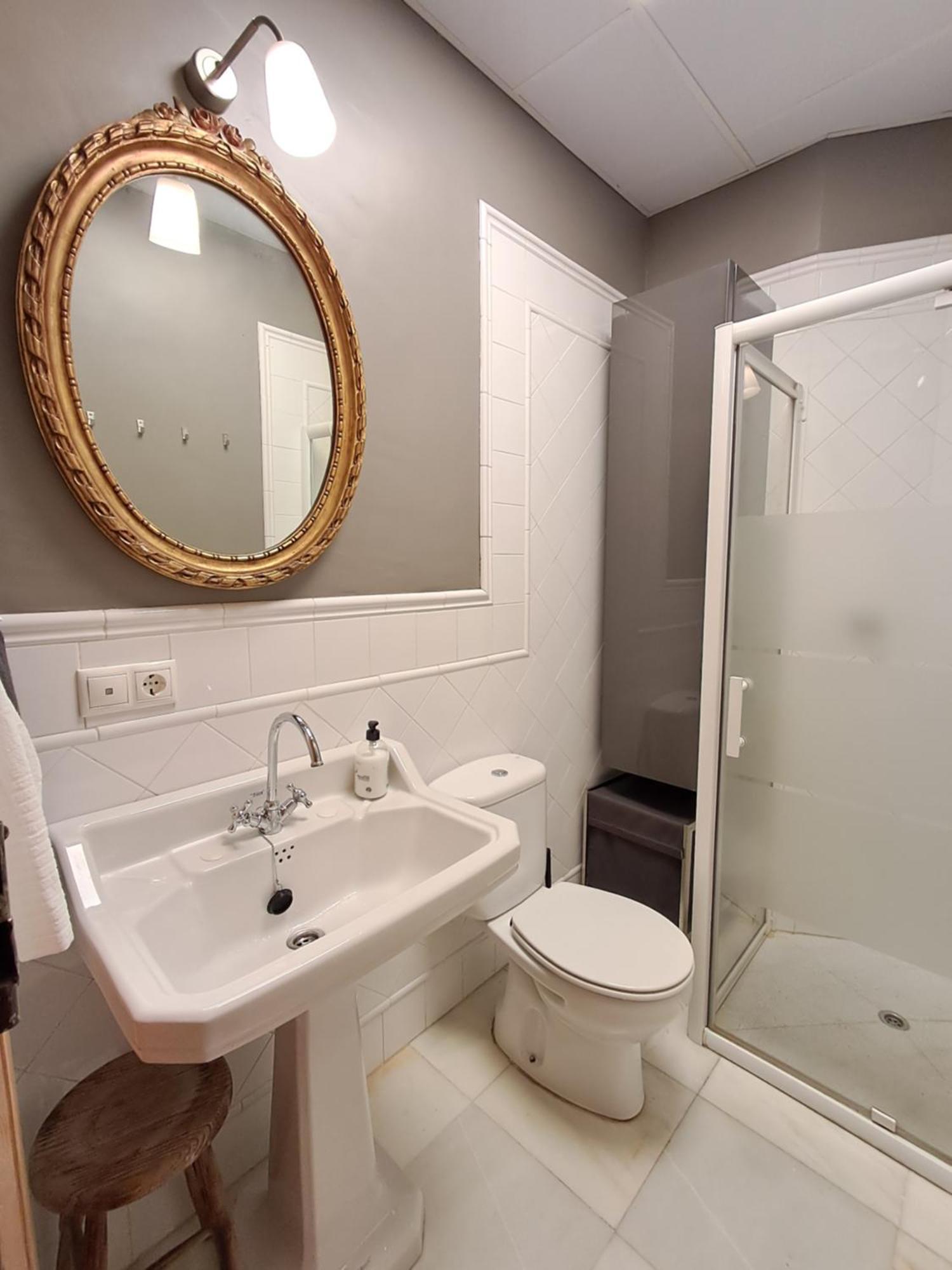 Apartamentos Almirante Hoyos Севілья Екстер'єр фото